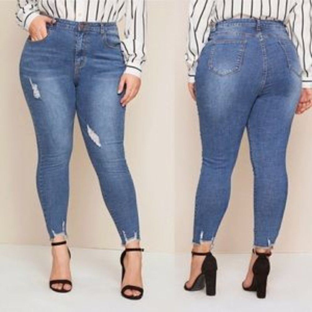 2X 3X Raw hem Ripped Skinny Cropped Jeans